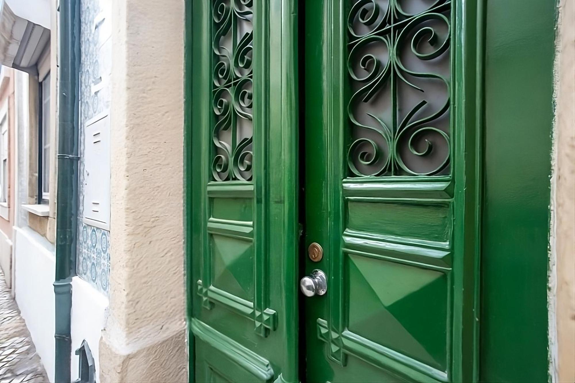Graca Means Grace Apartment Lisbon Luaran gambar